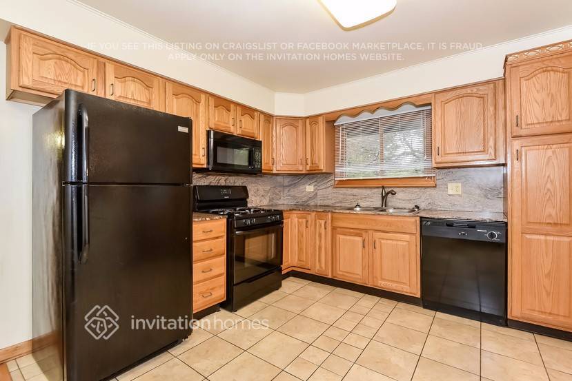 Building Photo - 410 Langford Dr