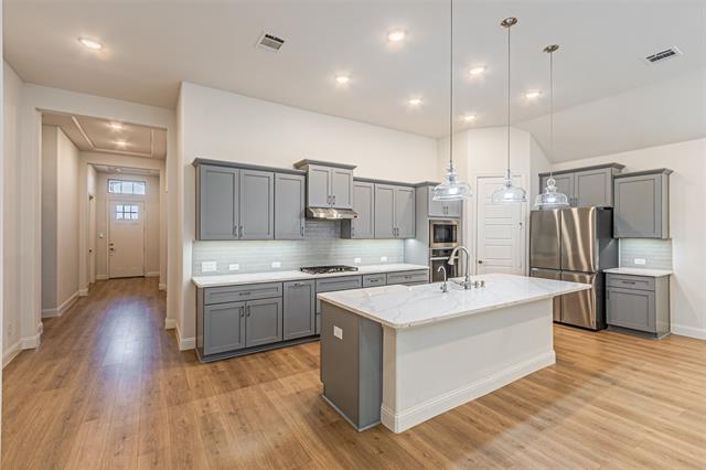 Building Photo - 608 Remington Rd