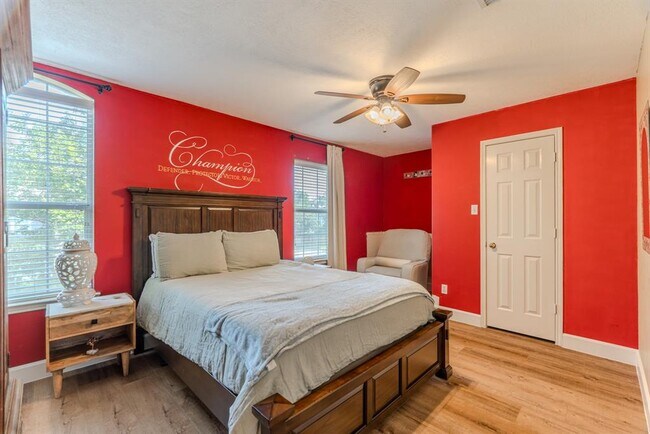 Building Photo - 8303 Hayden Cove Dr