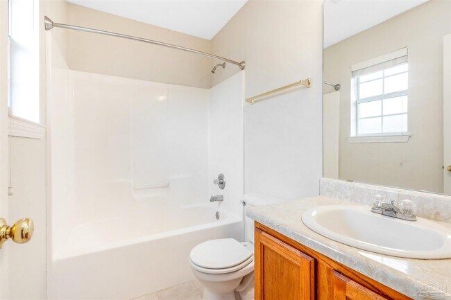 Building Photo - 10719 Crosscut Dr