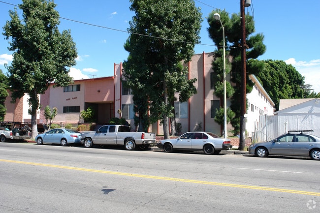 Building Photo - Park Plaza