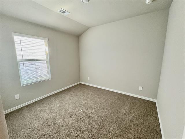 Building Photo - 608 Easthill Dr