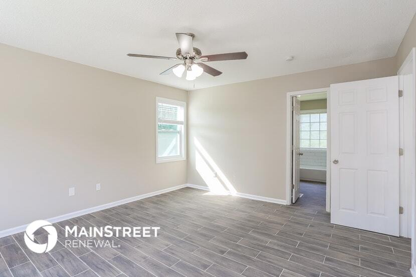 Building Photo - 214 S Red Oak Way