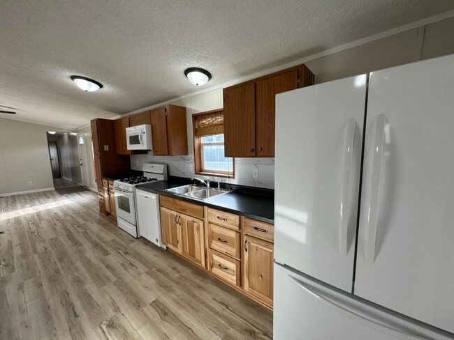 Building Photo - 5119 US-83