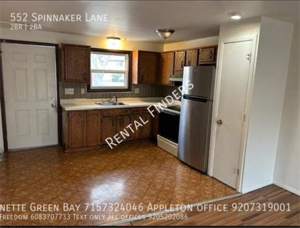 Primary Photo - 552 Spinnaker Ln
