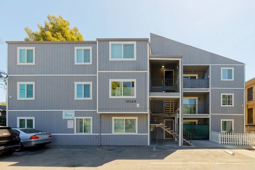 Primary Photo - 3024 Fruitvale Ave