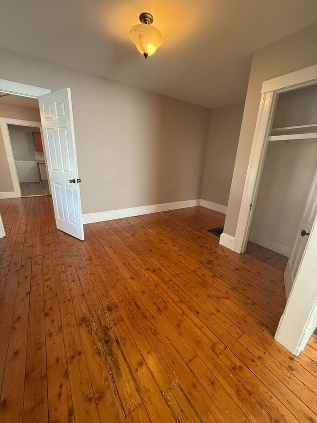 Building Photo - 1-7 Glenwood Ave.