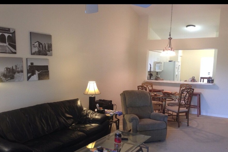 Building Photo - 175 Kings Hwy