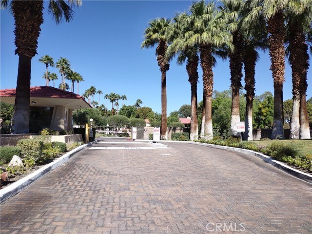 Building Photo - 2810 N Arcadia Ct