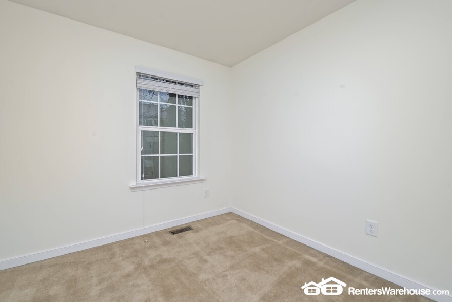 Building Photo - 1311 Stone Rdg Pk Ter