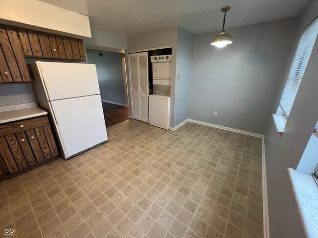 Building Photo - 1316 Millerwood Ct