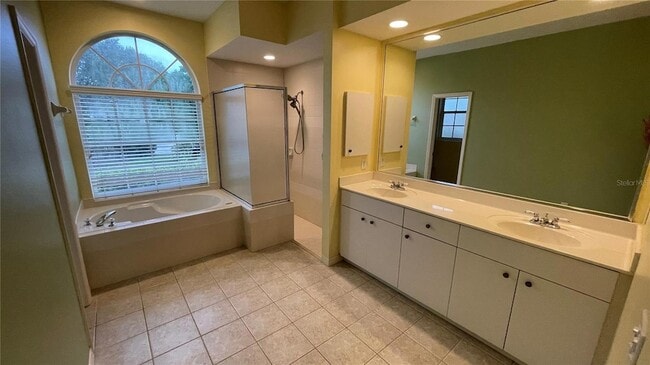 Building Photo - 10812 Bullrush Terrace