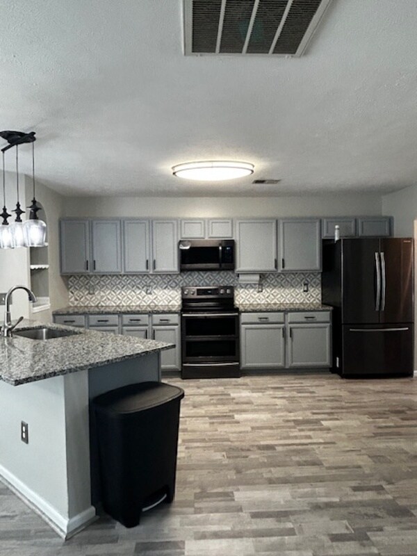 Building Photo - 368 Peppercorn Ln