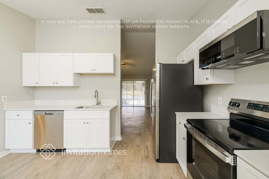 Building Photo - 4240 Climbing Aster Ct