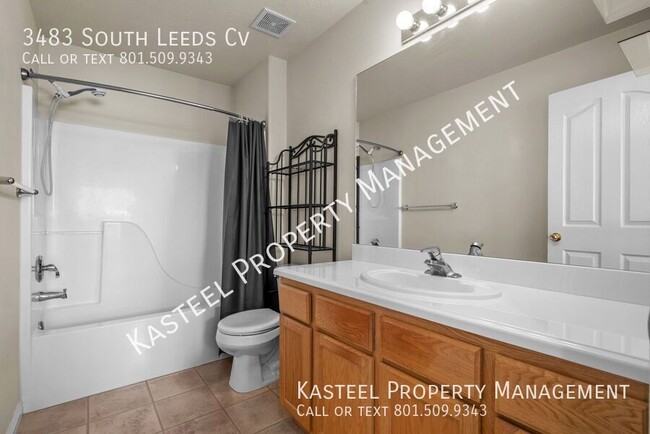 Building Photo - 3483 S Leeds Cv