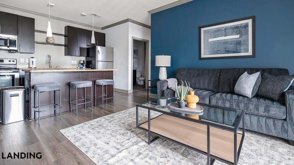 Building Photo - 11010 Northlake Landing Dr