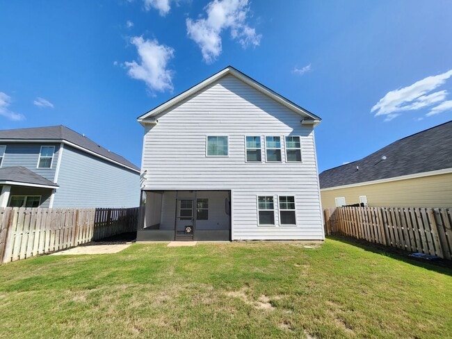 Building Photo - 5814 Whispering Pnes Wy