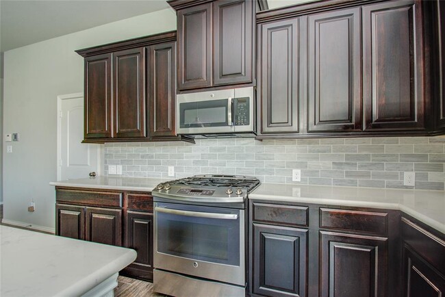 Building Photo - 17019 Canosa Dr