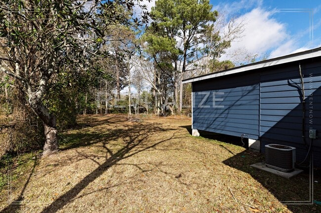 Building Photo - Newly Remodeled 3 Bd / 1 Ba in Moss Point