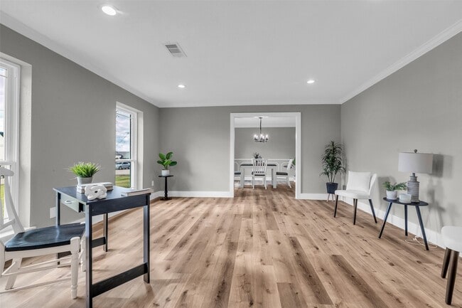 Building Photo - 3518 Shore Shadows Dr