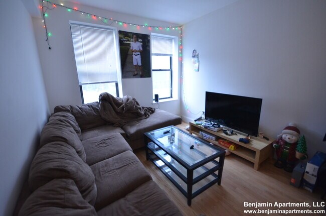 Building Photo - 774 Columbus Ave