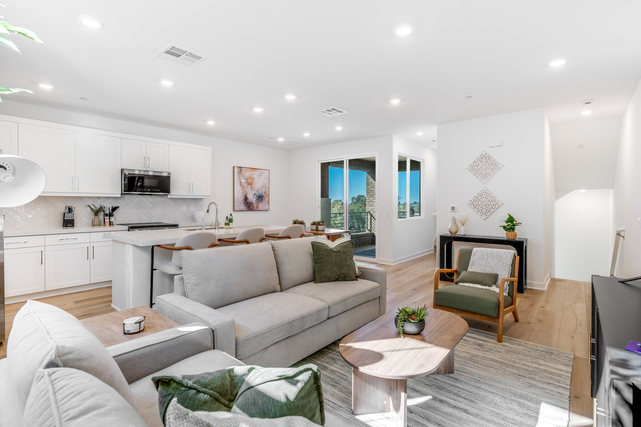 Building Photo - 414 Caliper Way