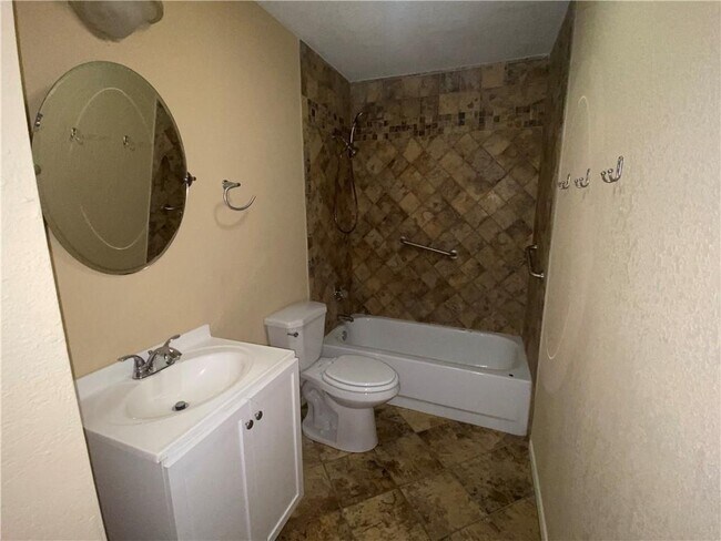 Building Photo - 700 David Curry Dr