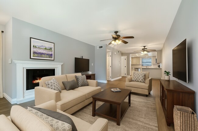 Building Photo - Beautifully Updated Lower-Level Condo with...