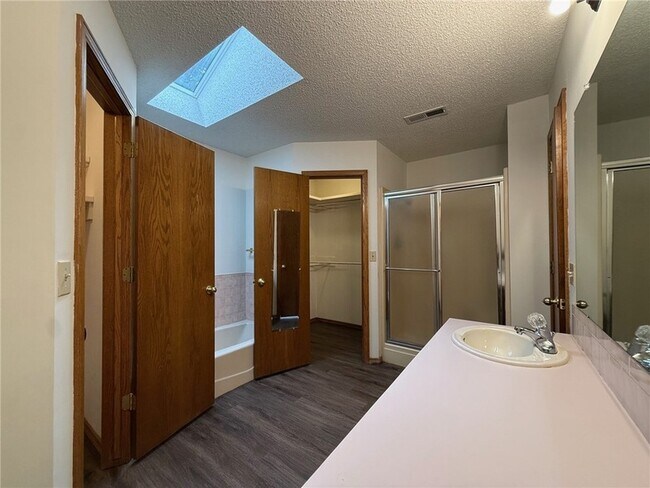 Building Photo - 2972 N John Wayne Dr