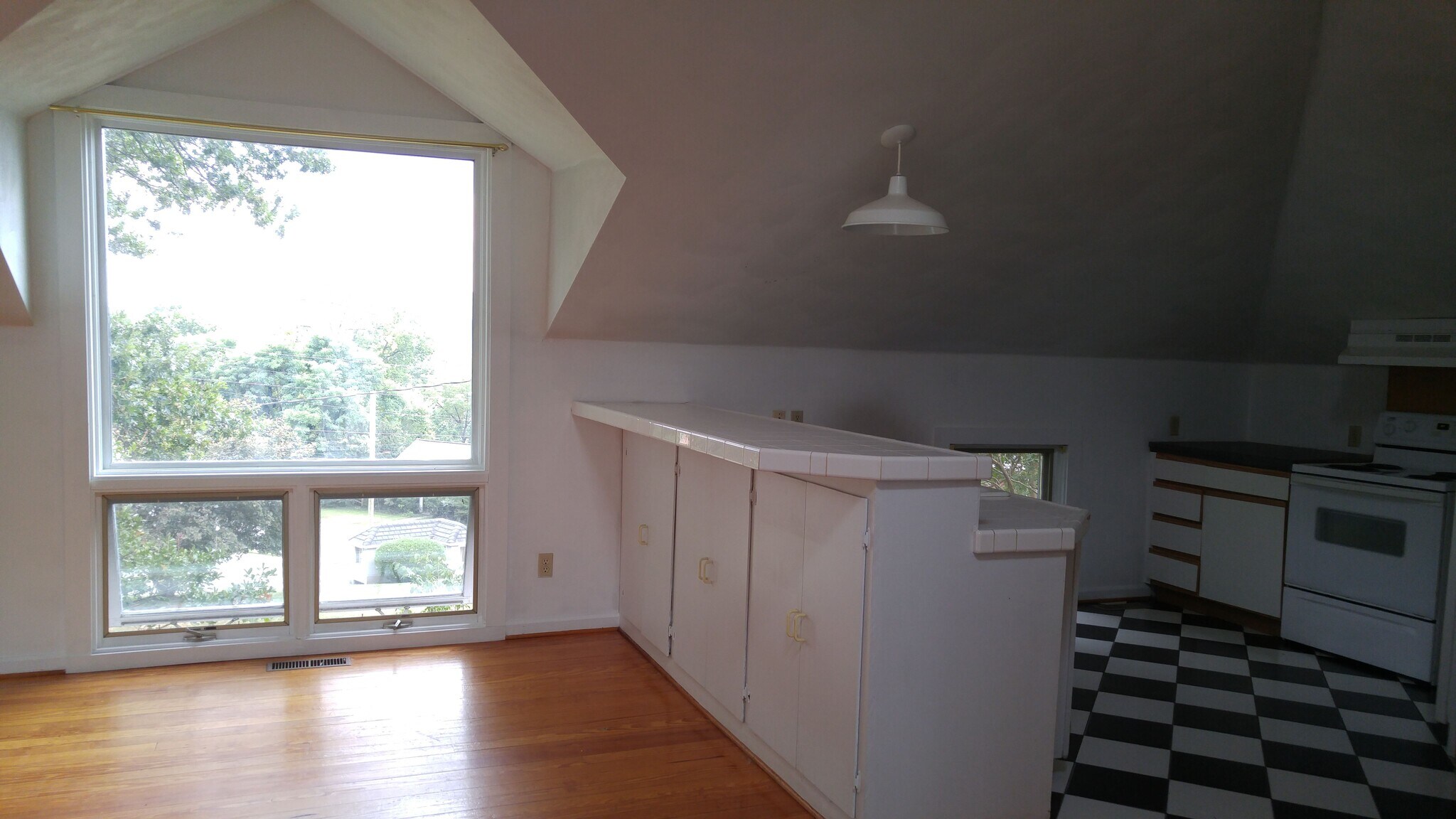 Building Photo - 232 Richfield Ave