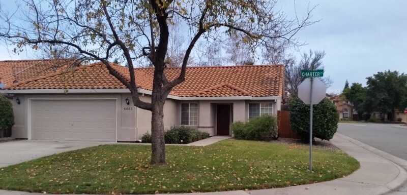 Primary Photo - 5033 Charter Rd