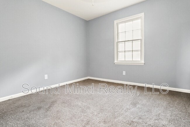 Building Photo - 2602 Mallard Ct