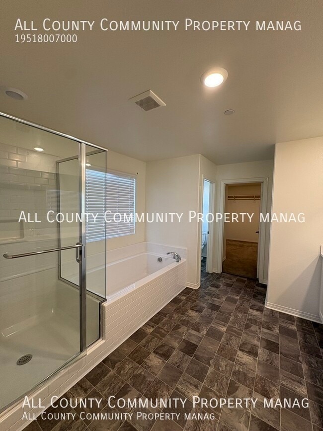 Building Photo - 29892 Glacier Bay Dr