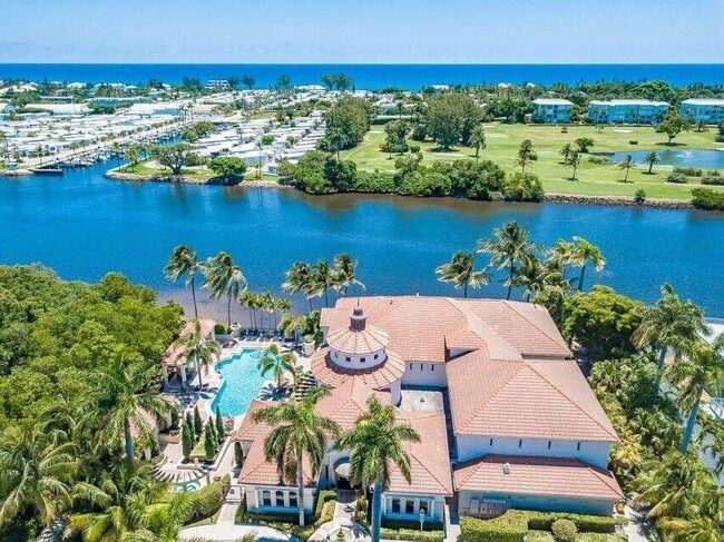 Building Photo - 2404 Tuscany Way