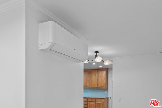 Building Photo - 1234 19th St