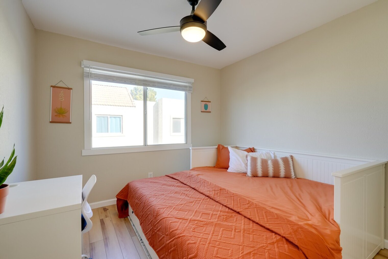 Building Photo - 7915 E Keim Dr