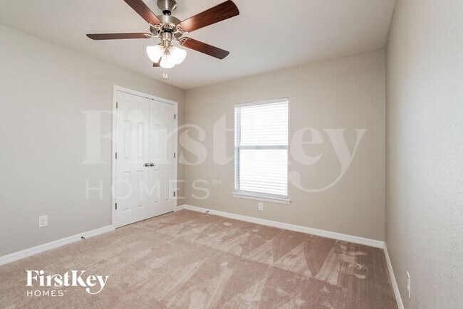 Building Photo - 1114 SW 41st Terrace