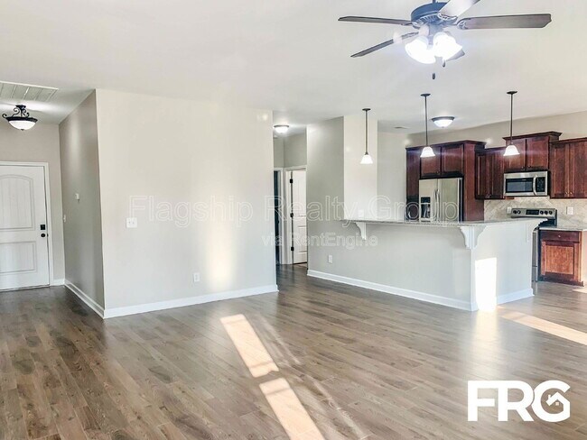 Building Photo - 230 Planters Ridge Dr