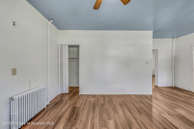 Building Photo - 2528 Boulevard Ave