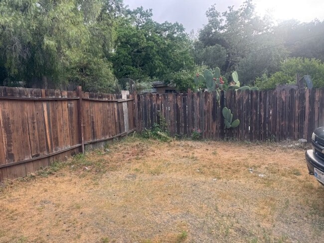 Building Photo - 18800 Cachagua Rd