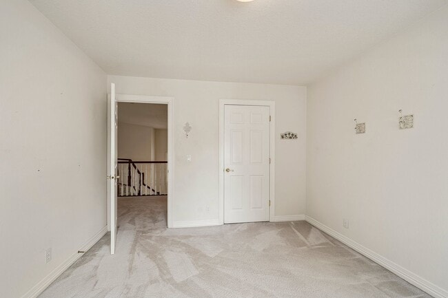 Building Photo - 2284 NW Wheatfield Way