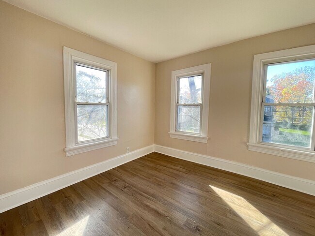 Building Photo - 31 Ellis St