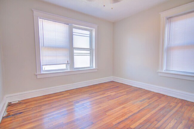 Building Photo - 3139 Halliday Ave