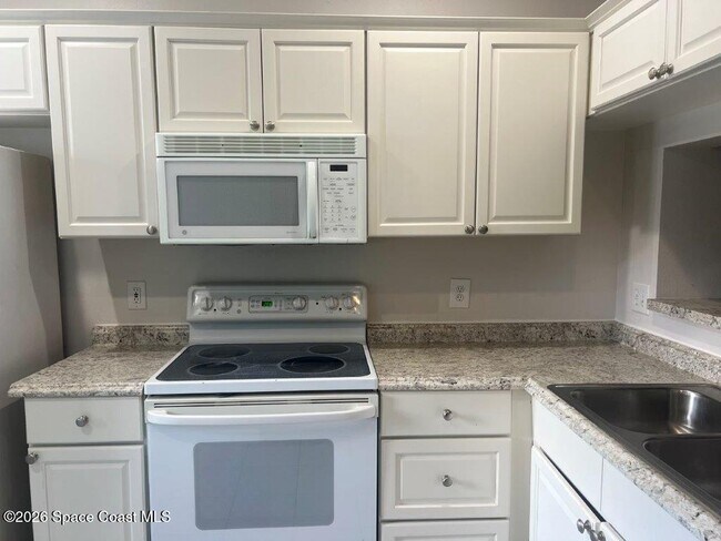Building Photo - 507 Steeplechase Ln