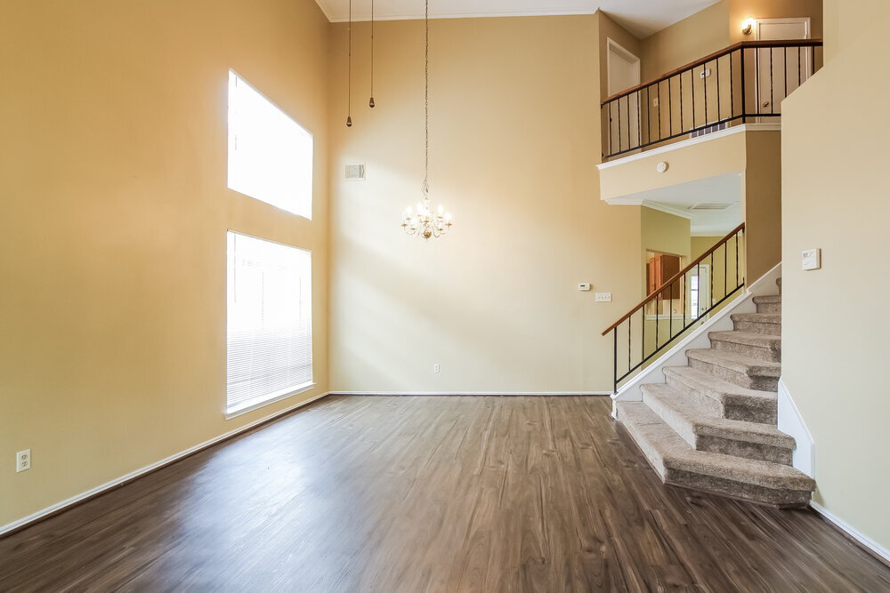 Building Photo - 6018 Fern Hollow Ct