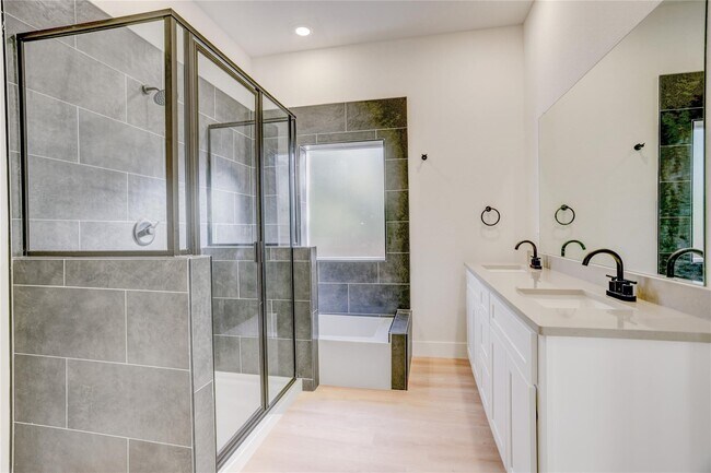 Building Photo - 10514 Ashville Dr