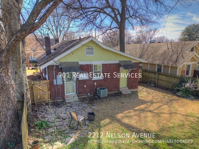 Building Photo - 2212 Nelson Ave