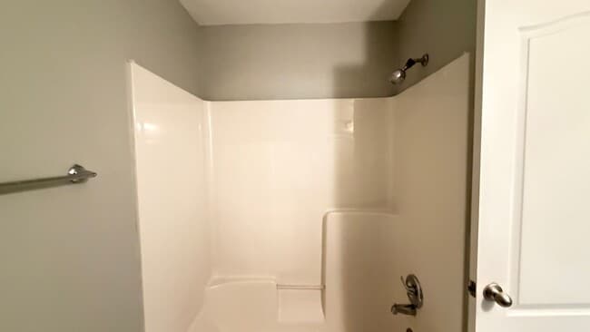 Building Photo - The Glads