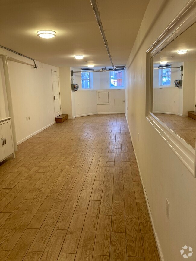 Building Photo - 270 71st St
