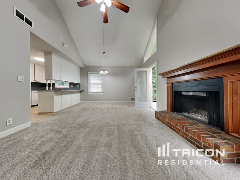 Building Photo - 8458 Hightower Trail SW